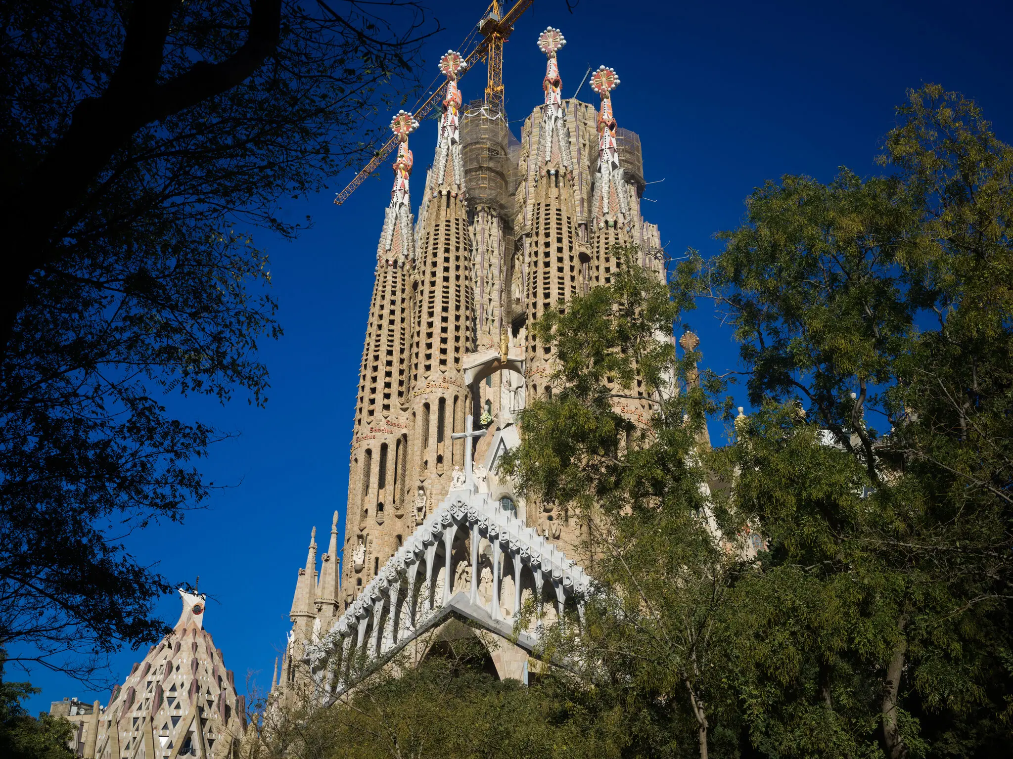 Антоні Гауді: Архітектурний геній на шляху до святості